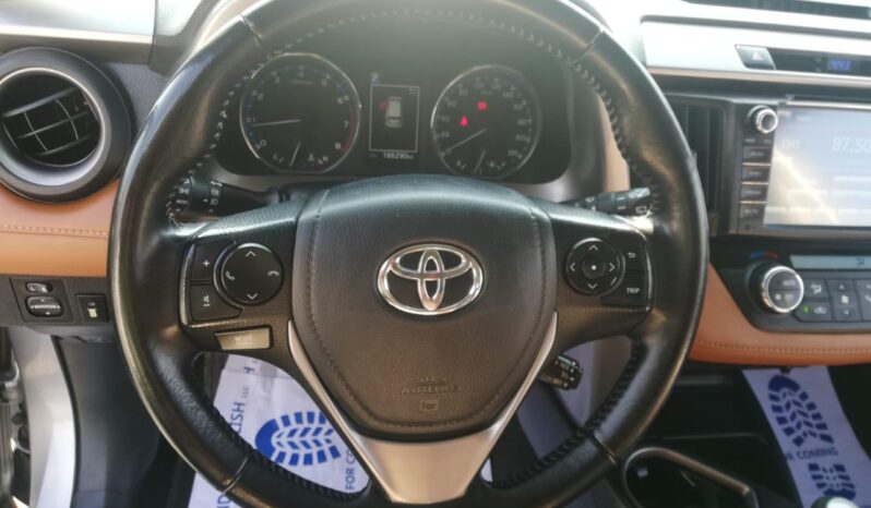 
								Toyota Rav 4 Vxr Top Option full									