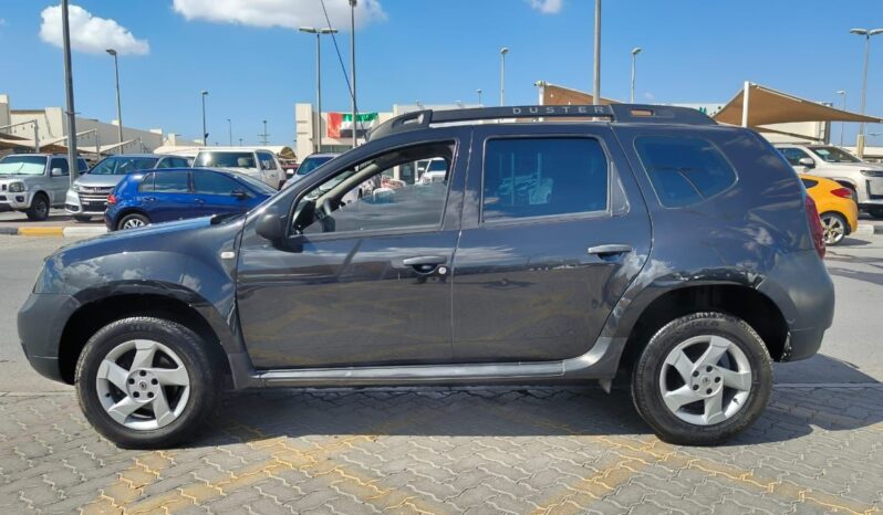 
								RENAULT DUSTER 2018 gcc full									