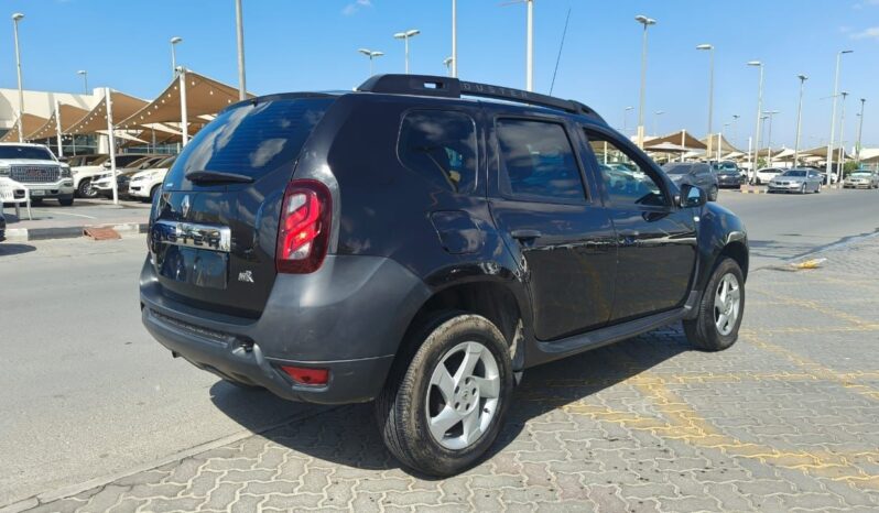 
								RENAULT DUSTER 2018 gcc full									