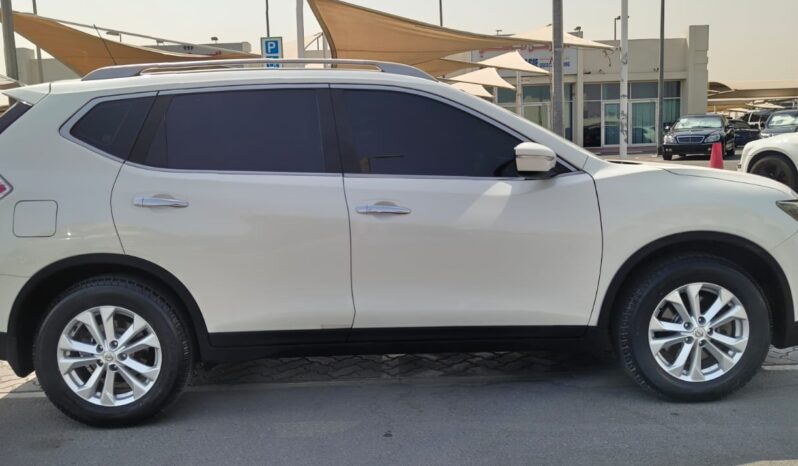 
								nissan pathfinder sv gcc full 2015 full									