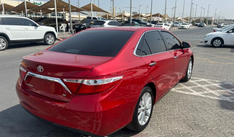 
								Toyota camry se 2016 gcc full									