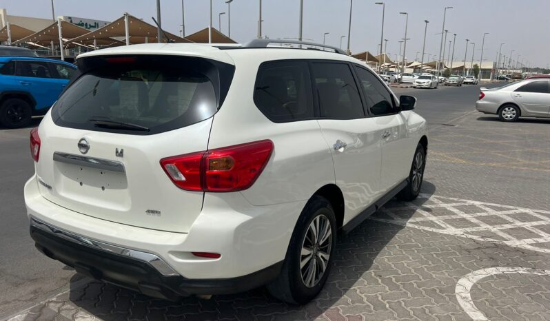 
								Nissan pathfinder 2018 gcc full									