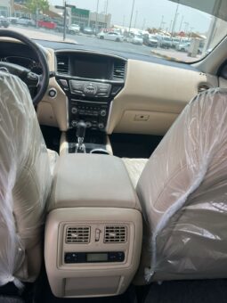 
										Nissan pathfinder 2018 gcc full									