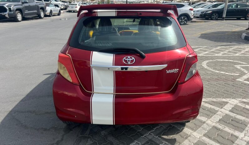 
								Toyota yaris 2012 full									