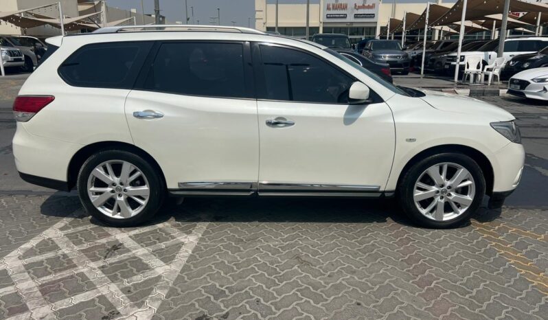 
								nissan pathfinder sv gcc full 2015 full									