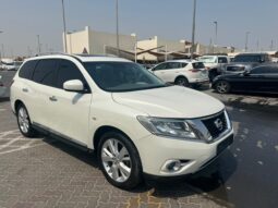 nissan pathfinder sv gcc full 2015