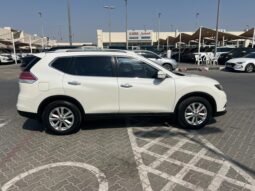 
										Nissain xtrail Sv 2016 full option full									