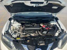 
										Nissain xtrail Sv 2016 full option full									