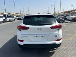 Hyundai tucson full option 2016