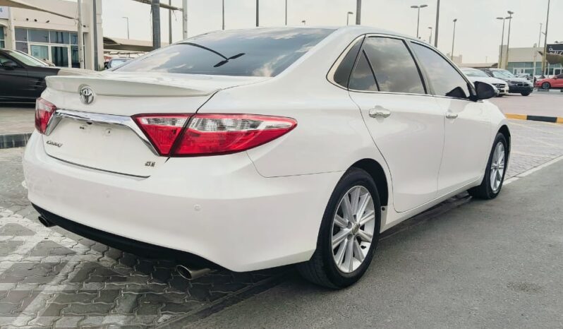 
								Toyota camry se 2016 gcc full									