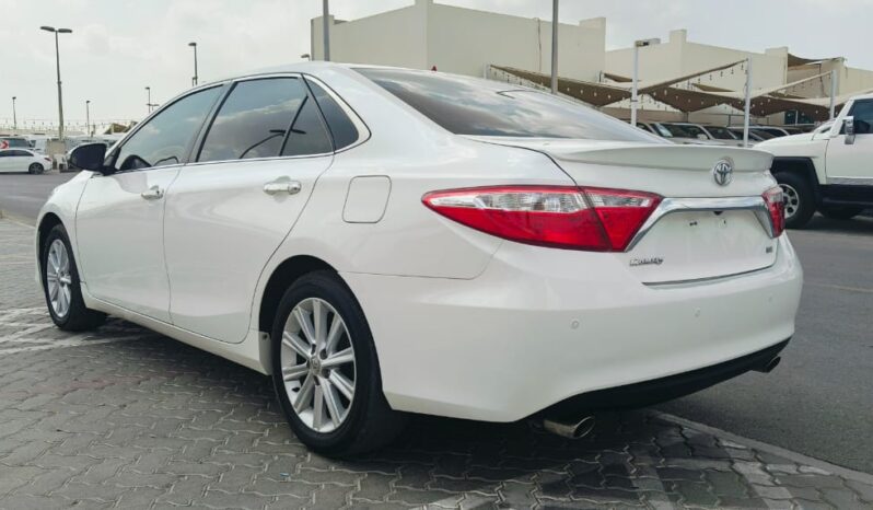 
								Toyota camry se 2016 gcc full									