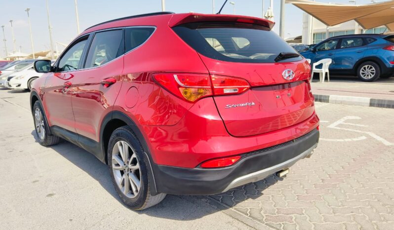 
								Hyundai santafee awd 2013 gcc full									