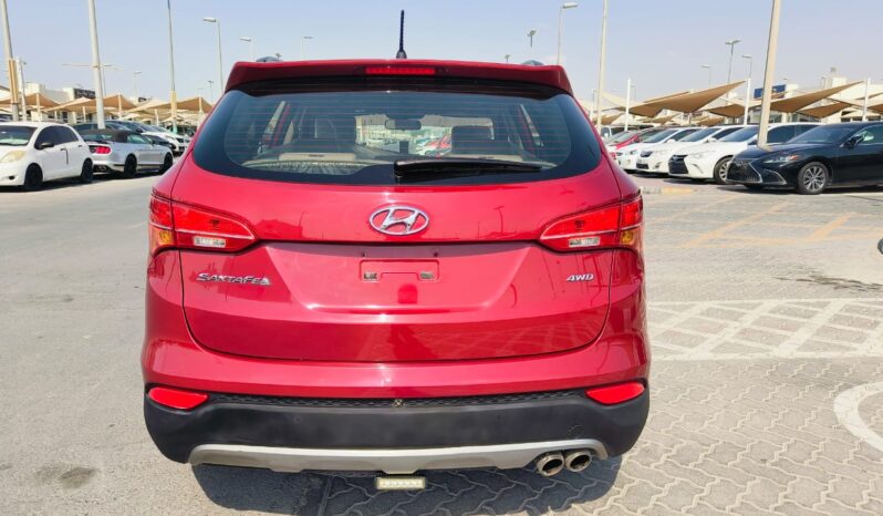 
								Hyundai santafee awd 2013 gcc full									