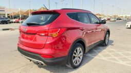 Hyundai santafee awd 2013 gcc