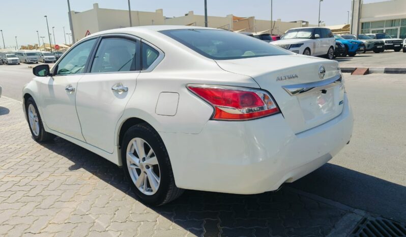 
								Nissan altima 2015 gcc full									