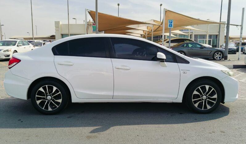
								Honda civic 2014 GCC full									