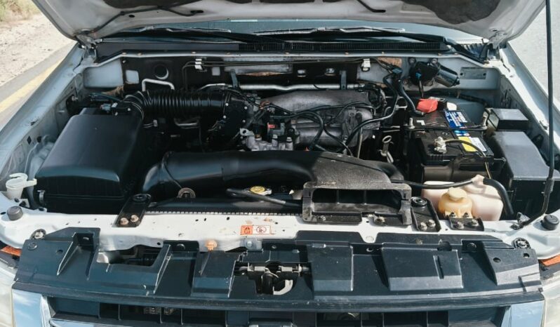 
								Mitsubishi pajero 2013 full option full									