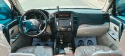
										Mitsubishi pajero 2013 full option full									