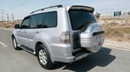 
										Mitsubishi pajero 2013 full option full									