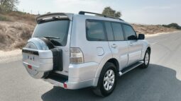
										Mitsubishi pajero 2013 full option full									