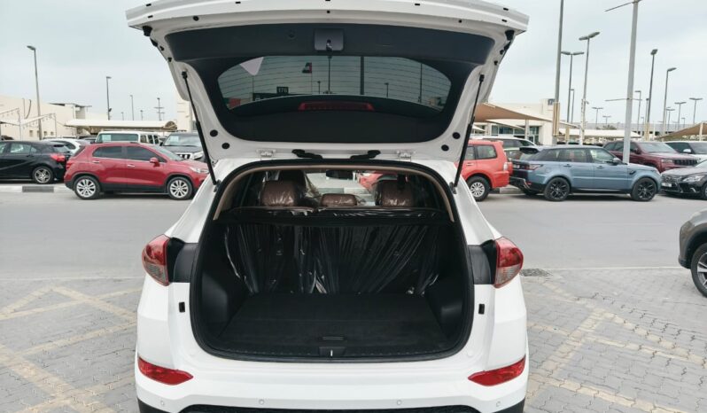 
								HYUNDAI TUCSON GCC 2018 full									