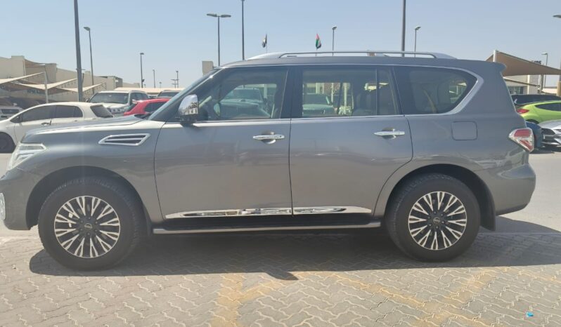 
								Nissan patrol platinum 2017 full									