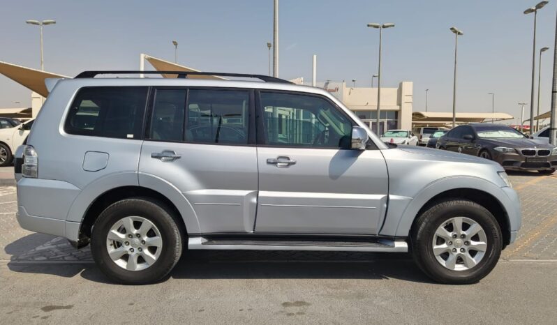 
								Mitsubishi pajero 2016 full option full									