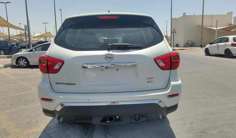 
								nissan pathfinder sv gcc 2018 full option full									