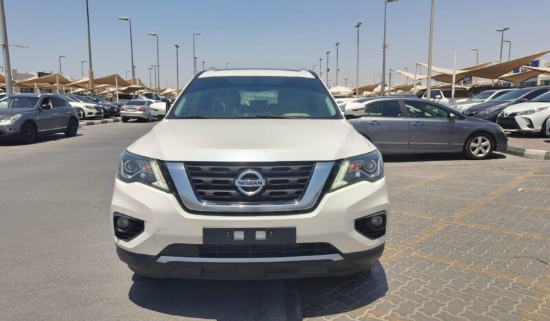 
								nissan pathfinder sv gcc 2018 full option full									