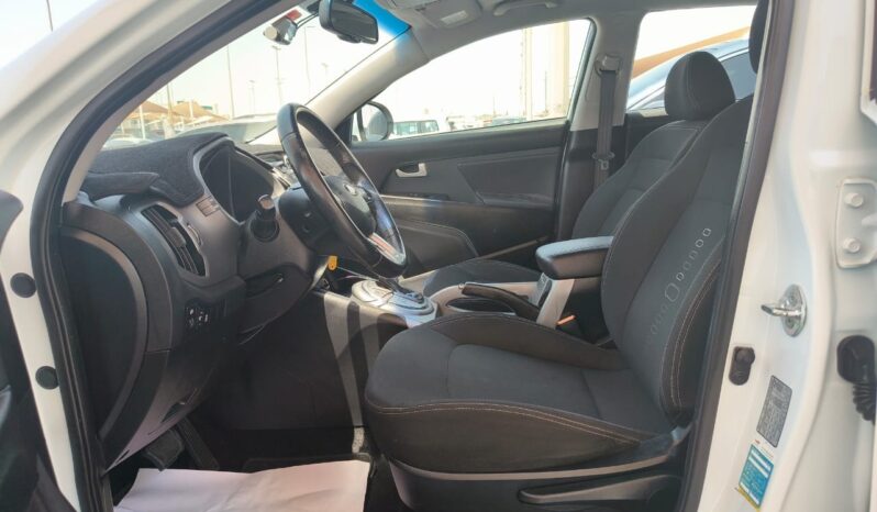 
								kia sportage gcc full option 2016 full									