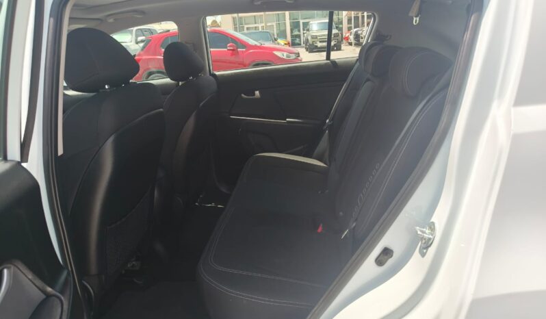 
								kia sportage gcc full option 2016 full									