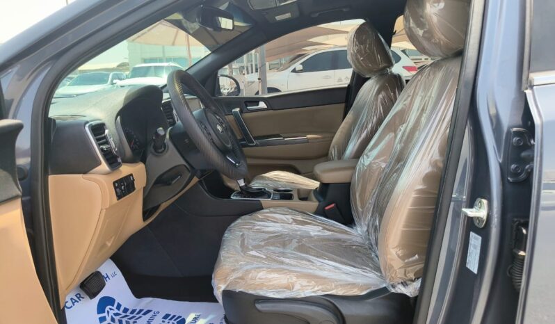 
								kia sportage gcc full option 2018 full									