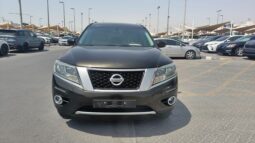 nissan pathfinder sv gcc full 2016