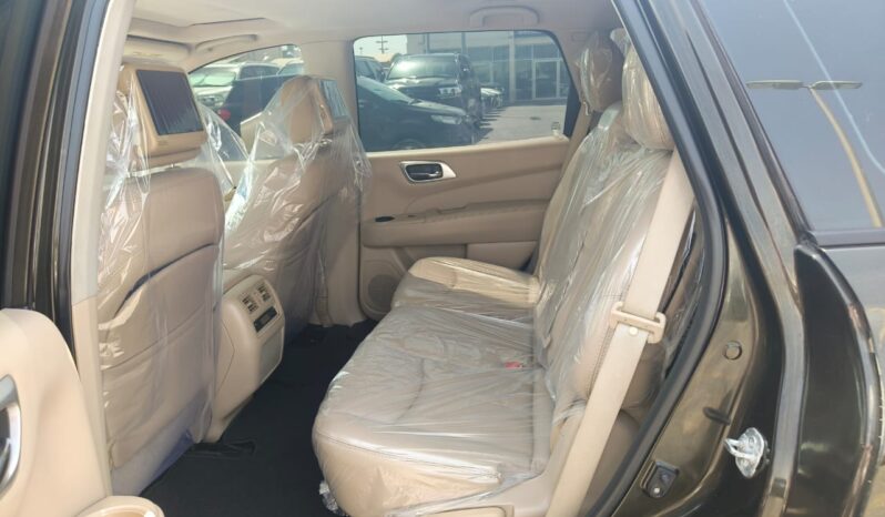 
								nissan pathfinder sv gcc full 2016 full									