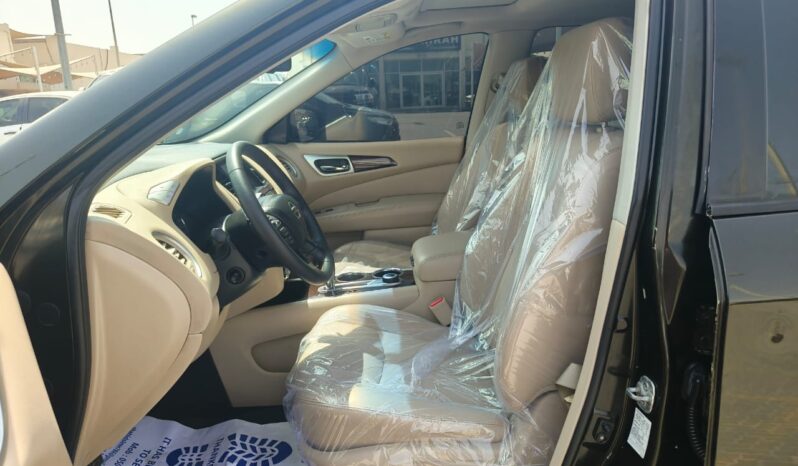 
								nissan pathfinder sv gcc full 2016 full									