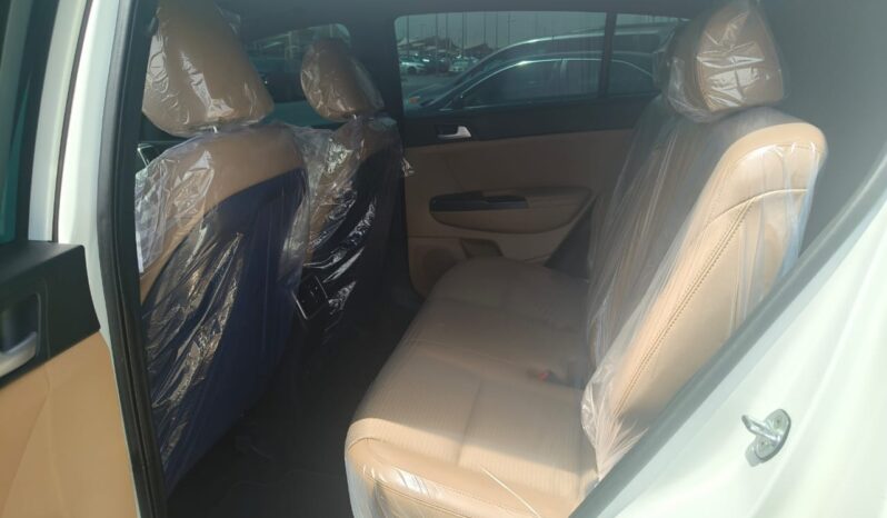 
								kia sportage gcc full option 2018 full									
