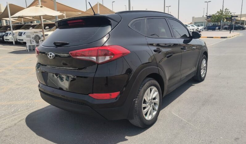 
								SUV Used Hyundai Tucson 2017 Gasoline Automatic Black 147000 GCC GLI Black full									