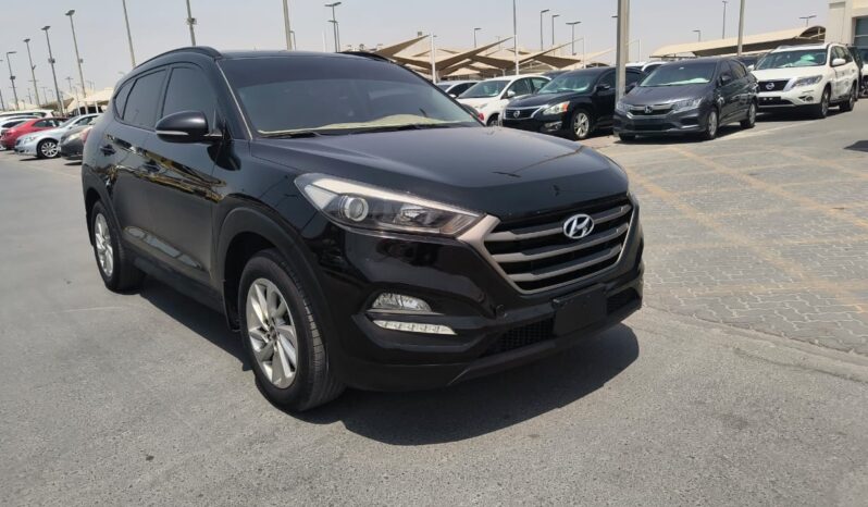 
								SUV Used Hyundai Tucson 2017 Gasoline Automatic Black 147000 GCC GLI Black full									