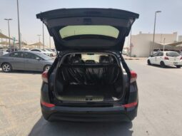 
										SUV Used Hyundai Tucson 2017 Gasoline Automatic Black 147000 GCC GLI Black full									