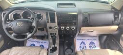 
										toyota sequoia 2012 gcc full									