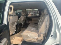 
										toyota sequoia 2012 gcc full									