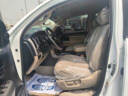 
										toyota sequoia 2012 gcc full									
