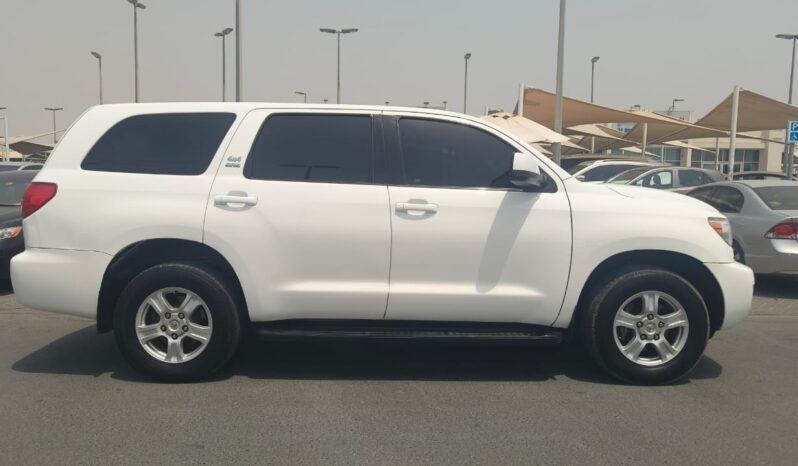 
								toyota sequoia 2012 gcc full									