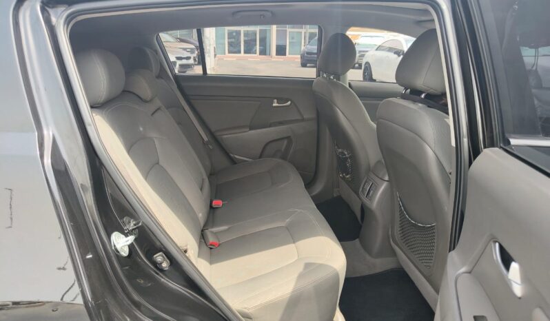 
								kia sportage gcc full option 20160 full									