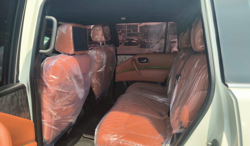 
								Nissan patrol se platinum 2014 full									