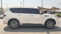 Nissan patrol se platinum 2014
