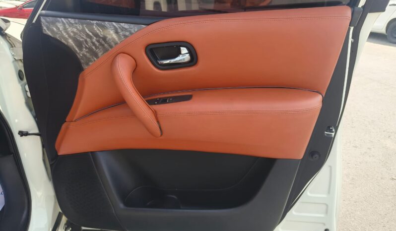 
								Nissan patrol se platinum 2014 full									