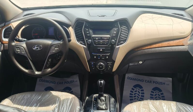 
								Hyundai santafee gcc 2016 full									