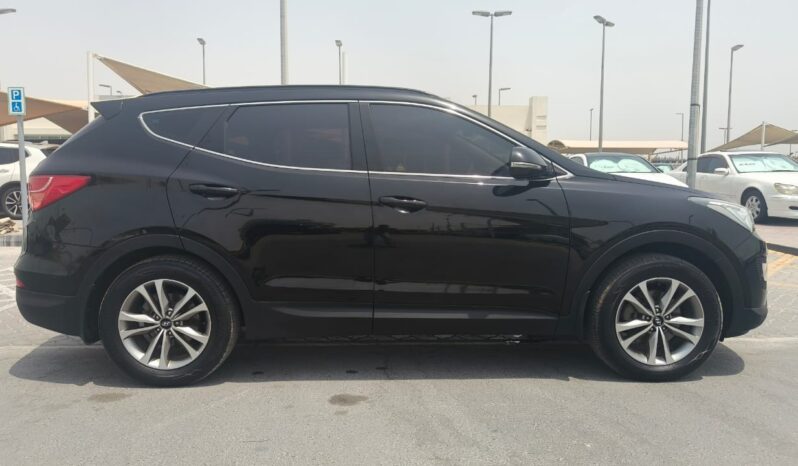 
								Hyundai santafee gcc 2016 full									
