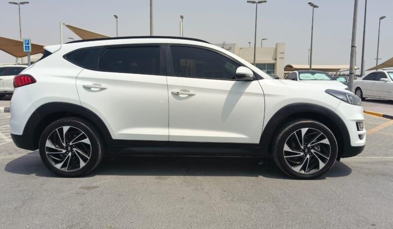 
								HYUNDAI TUCSON GCC 2020 full option full									